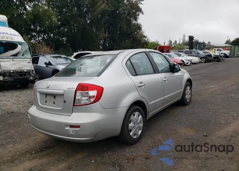 2009 Suzuki Sx4 z USA, uszkodzony, nr VIN JS2YC412496201949